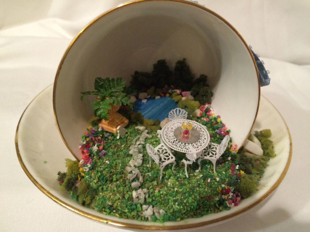 Miniature Inside A Tea Cup by MiniEstates (via)